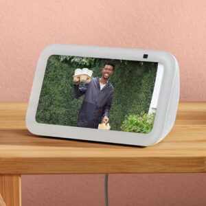 Amazon Echo Show 5 (modelo más reciente), Pantalla inteligente con 2x bajo y sonido claro, Carbón